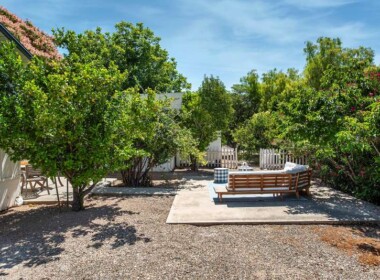 3540CedarLarge-and-private-backyard-sm