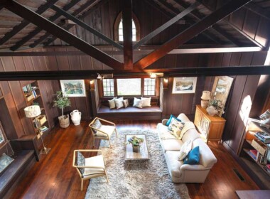 512EArrellagaliving-room-view-from-top-of-staircase-sm